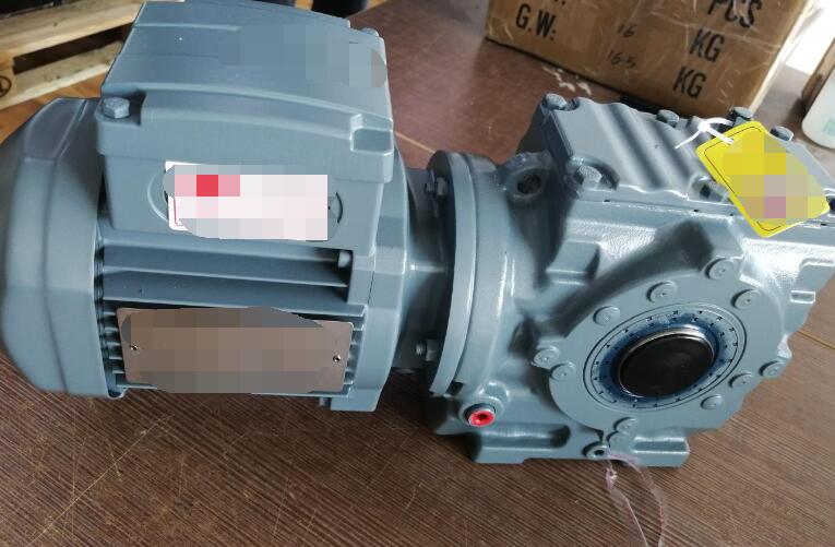 震動(dòng)電機(jī)發(fā)出的波是什么類型的？