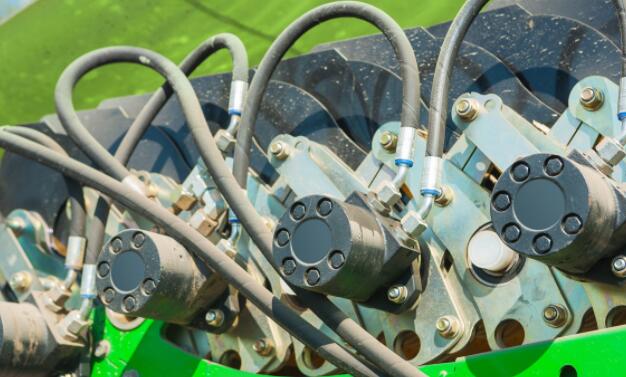 電動(dòng)車自行車電機(jī)位置在哪里（介紹電動(dòng)車電機(jī)的安裝方式）