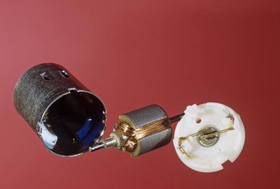 直流電機(jī)閉環(huán)控制電路，詳解直流電機(jī)閉環(huán)控制原理及電路設(shè)計