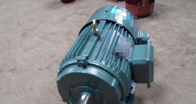 電機軸承內(nèi)圈無法拉拔，解決電機軸承內(nèi)圈無法拆卸的方法