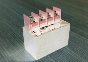 軟啟動控制電機反轉(zhuǎn)，實現(xiàn)電機反轉(zhuǎn)的軟啟動控制方法